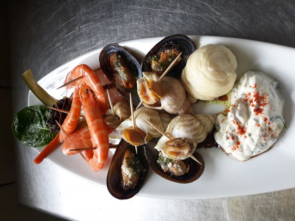 LE BEAU DIMANCHE du 6 mai