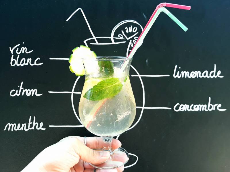 cocktails maison au restaurant le poisson rouge à hyères