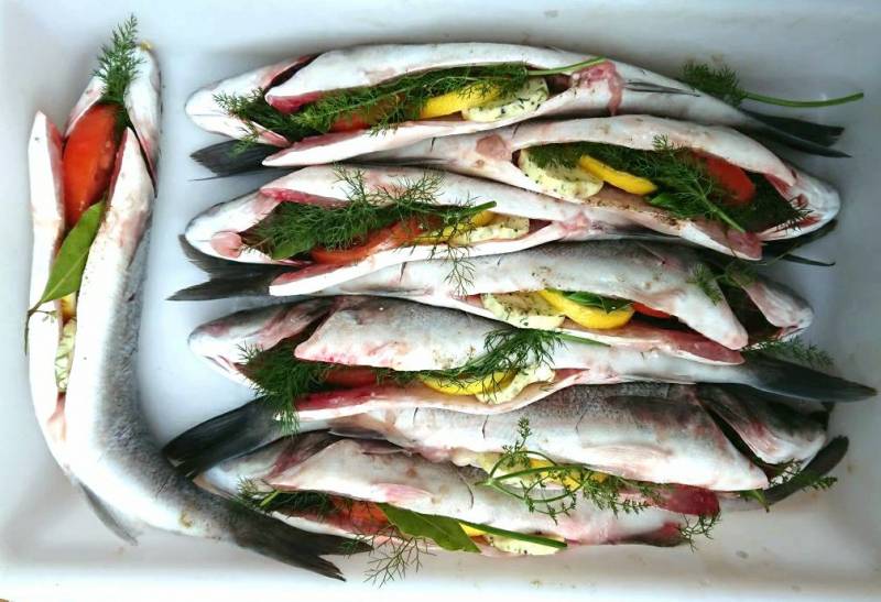 Loups entiers farcis au restaurant le poisson rouge a giens